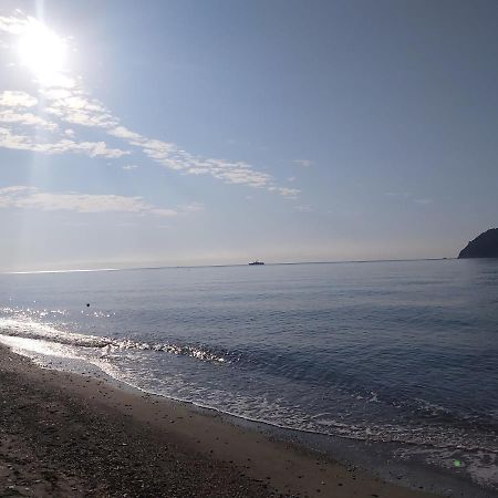 Mae Albenga Suites Exteriér fotografie