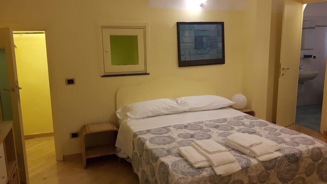 Mae Albenga Suites Exteriér fotografie