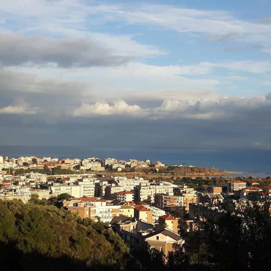 Mae Albenga Suites Exteriér fotografie